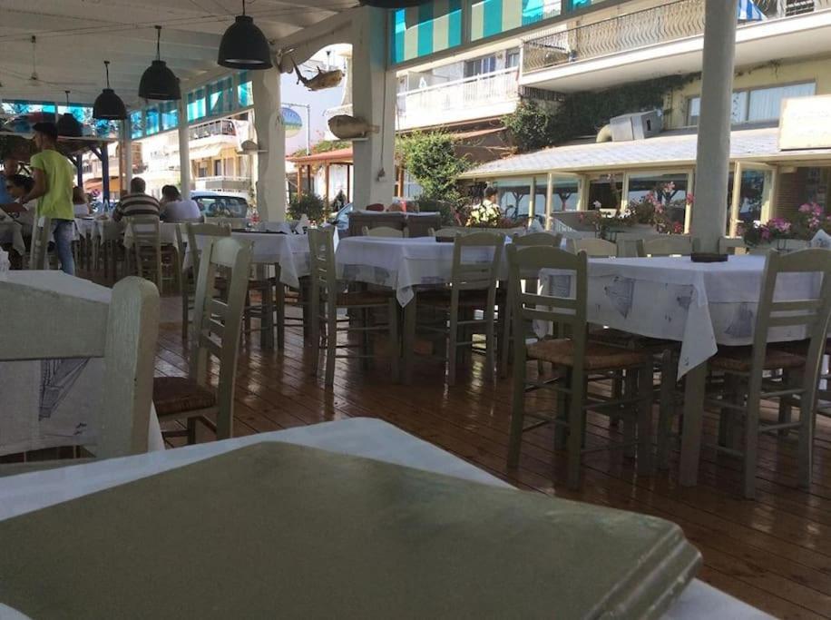 Villa Veneti - Probio - 140M2 Néa Mudaniá Kültér fotó