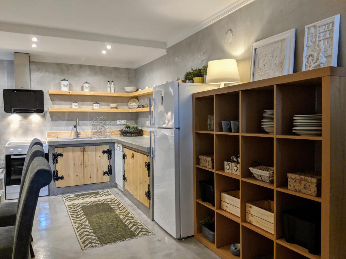 Villa Veneti - Probio - 140M2 Néa Mudaniá Kültér fotó