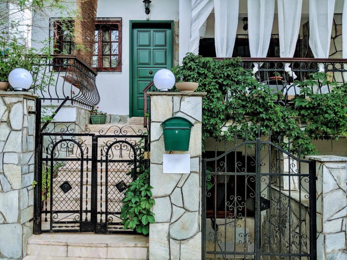 Villa Veneti - Probio - 140M2 Néa Mudaniá Kültér fotó